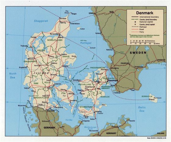 Political and administrative map of Denmark - 1999