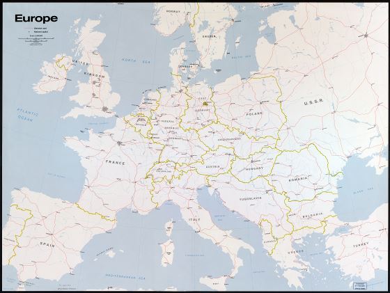 Large scale old political map of Europe - 1973